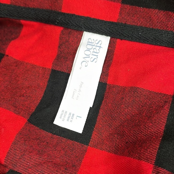 Button Flannel pajama top - Picture 7 of 8